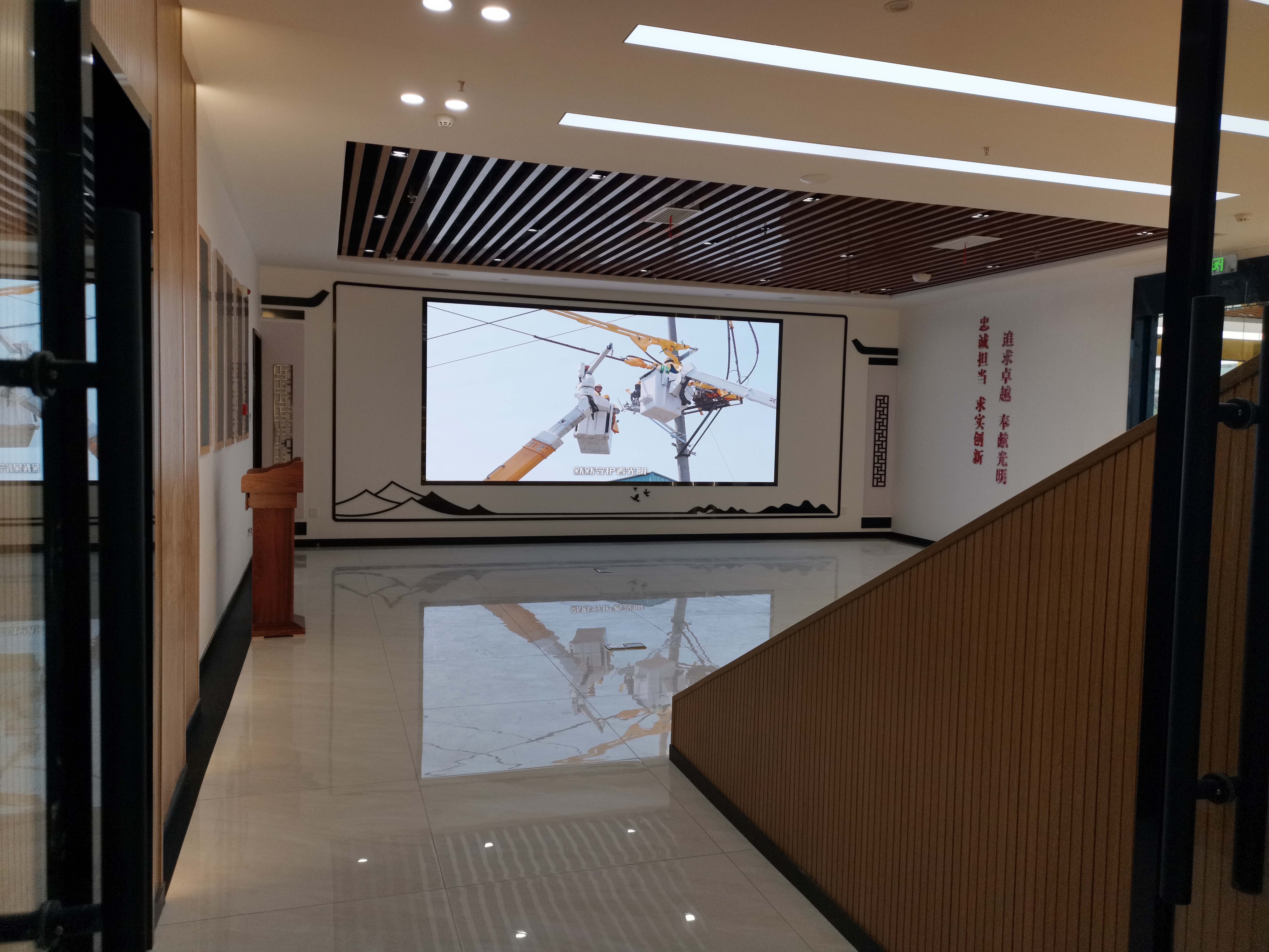 合肥半山装饰：从设计到施工，办公空间全面升级(图5)