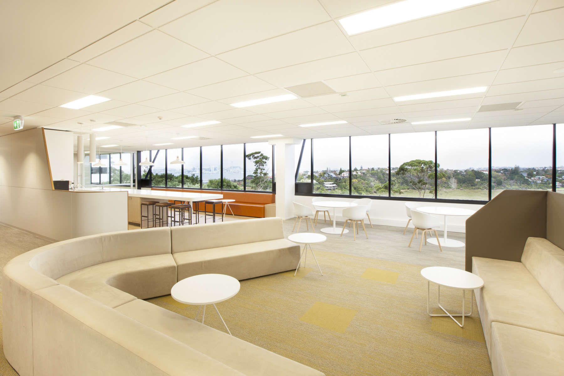 优质施工材料+精湛工艺:安徽半山装饰办公室装修之道(图3) 优质施工材料+精湛工艺:安徽半山装饰办公室装修之道(图3)