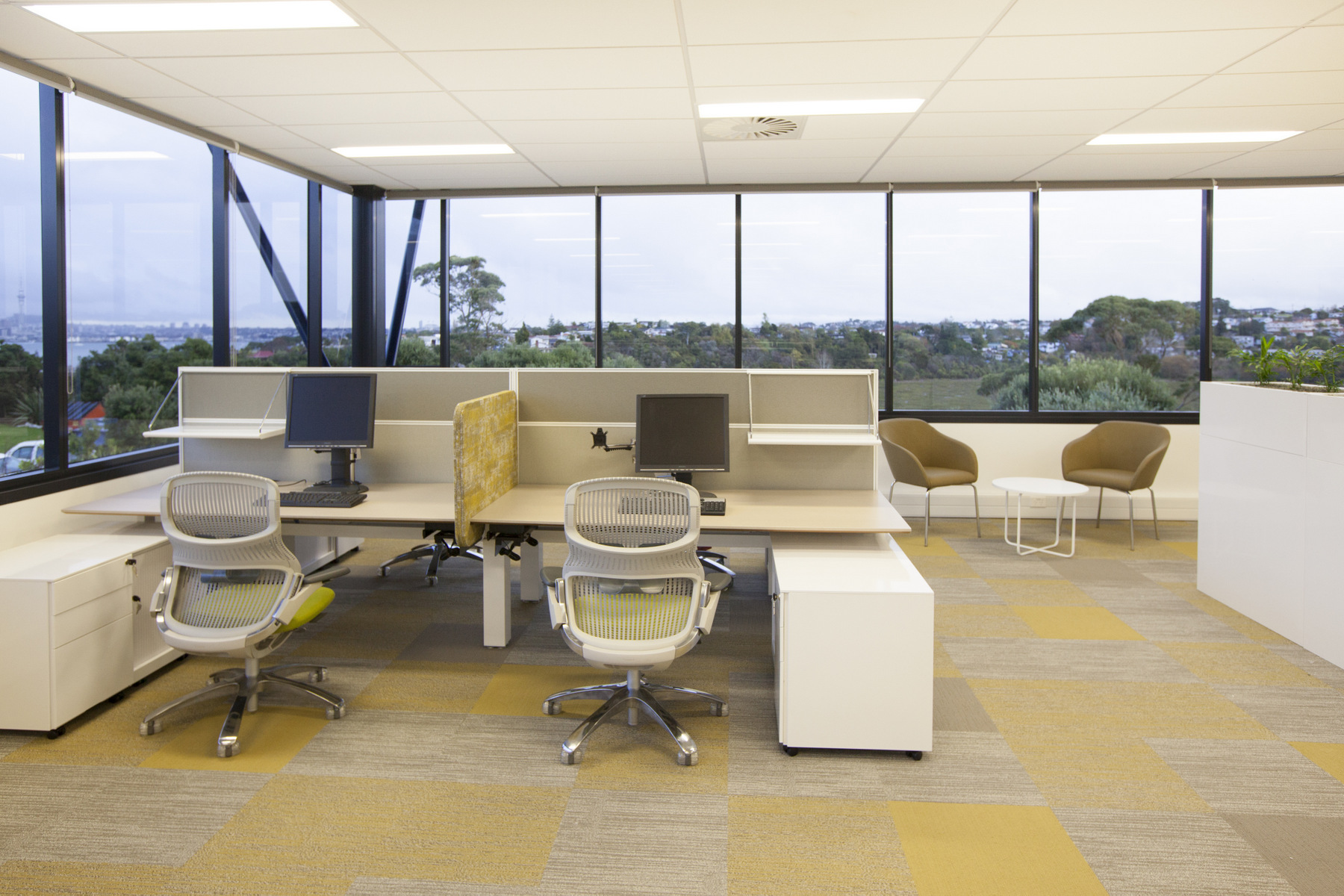 解锁办公室装修新风格,打造高效办公空间(图2) 解锁办公室装修新风格,打造高效办公空间(图2)